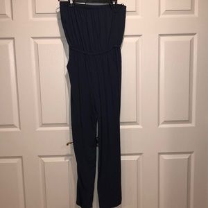 Navy blue sleeveless jumpsuit